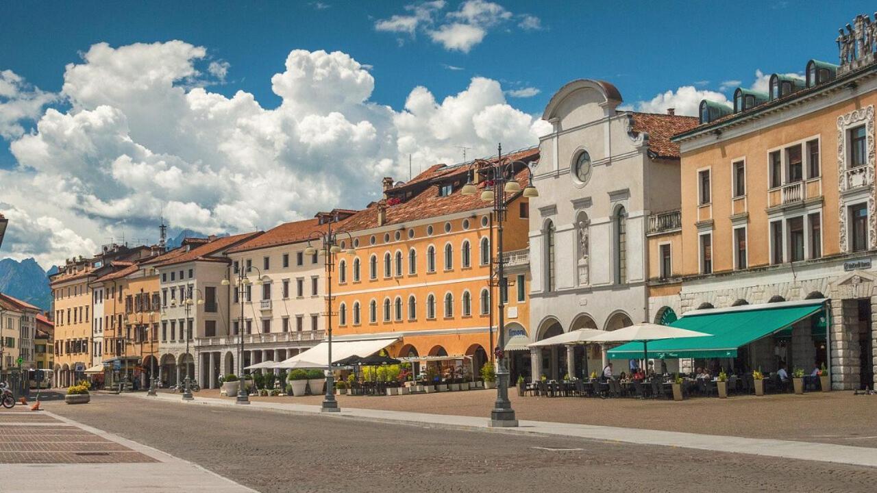 Casa Per Ferie Al Centro Hotell Belluno Eksteriør bilde
