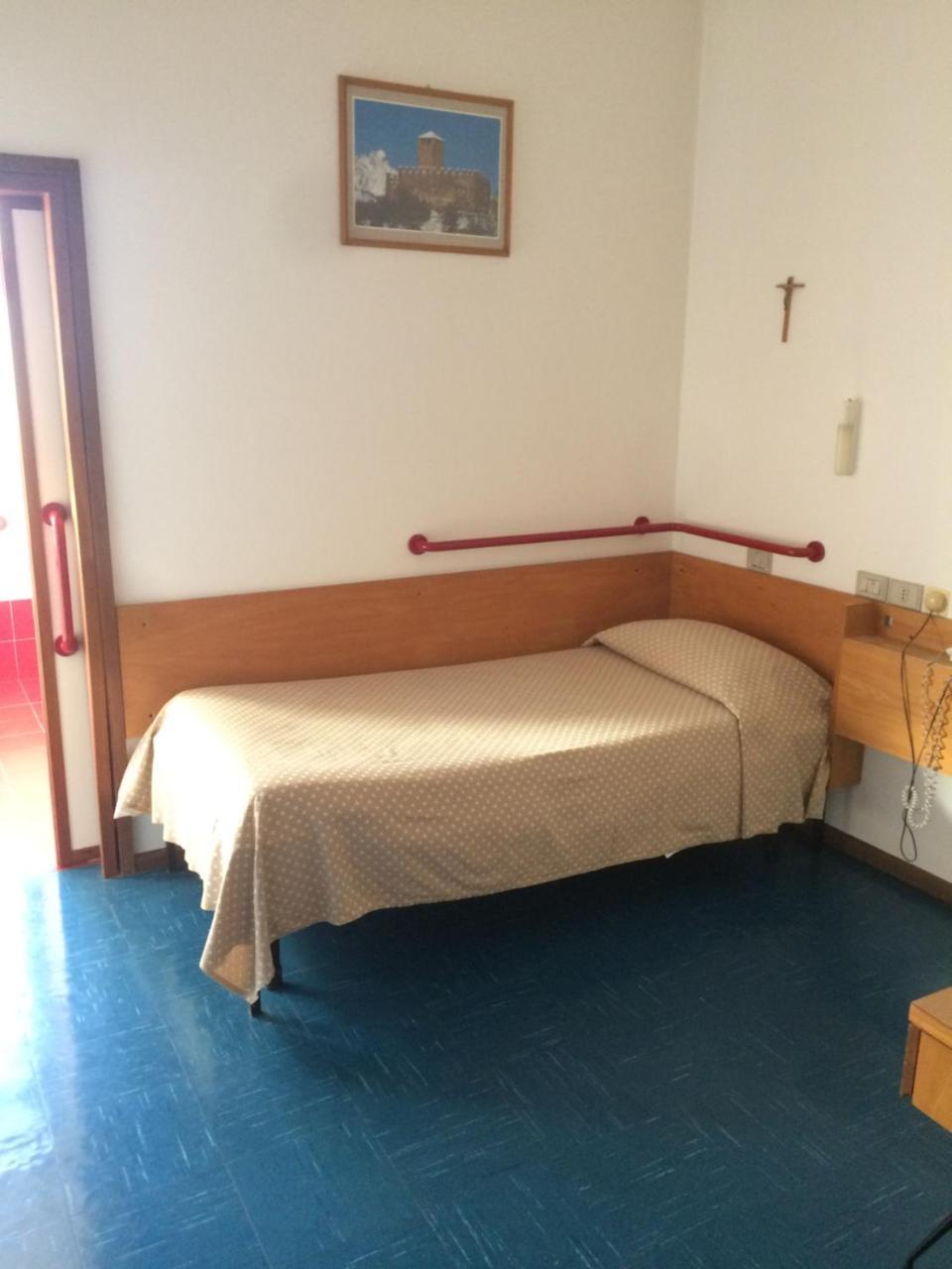 Casa Per Ferie Al Centro Hotell Belluno Eksteriør bilde